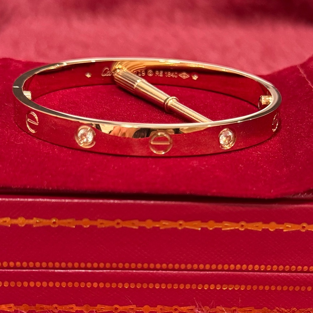 🌟New Gold Plated Stainless Steel Love Screw Driver Bracelet Bangle - Picture 5 of 8